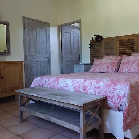 Chambre Pour 2 Personnes Avec Salle De Bain Privee Tourves Экстерьер фото